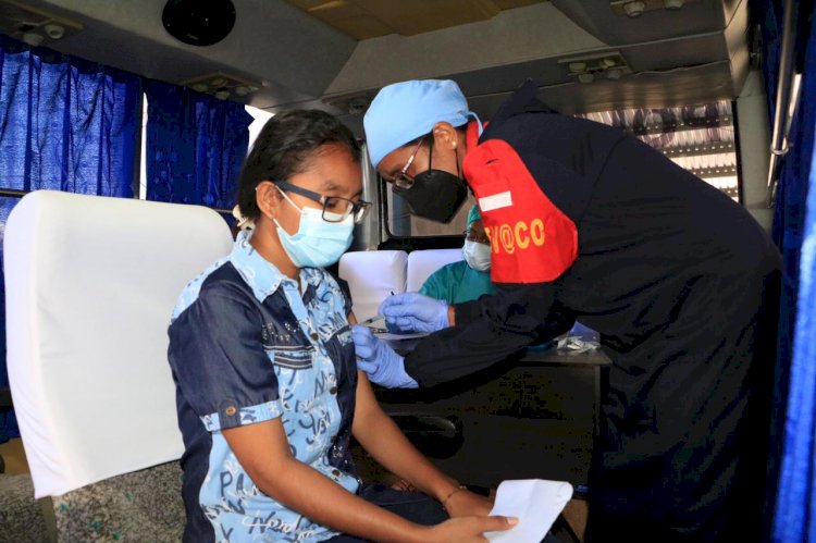 Gencarkan Vaksinasi, Kolaborasi Polda NTT dan BEM Nusantara Gelar Vaksinasi di Kampus Unwira Kupang