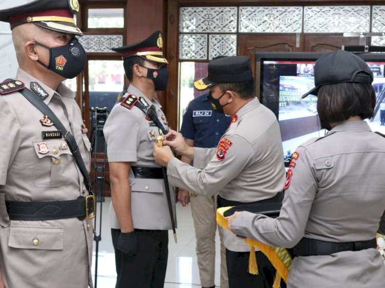 Kapolda NTT Pimpin Upacara Serah Terima Jabatan Dua Kapolres Jajaran Polda NTT