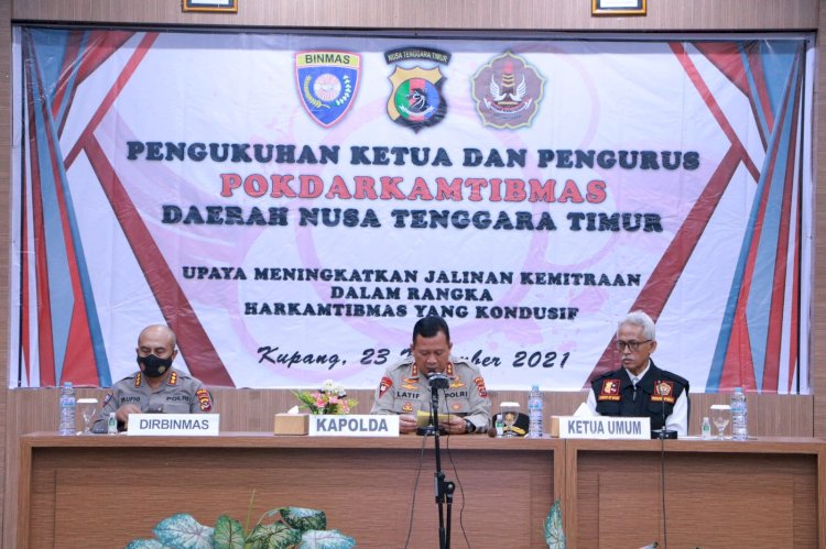 Kukuhkan Kepengurusan Pokdarkamtibmas Bhayangkara Daerah NTT, Kapolda NTT Berharap Mampu Mengimplementasi Tugas Pokoknya di Tengah Masyarakat