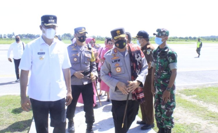 Pantau Situasi Kamtibmas Jelang Akhir Tahun, Kapolda NTT Kunjungi Sumba Timur