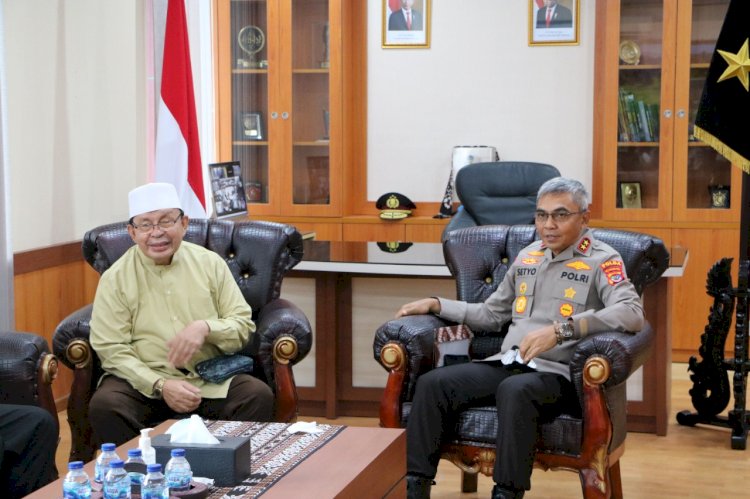 Jalin Kerjasama Dalam Menjaga Kamtibmas, Kapolda NTT Sambut Kunjungan Silaturahmi Ketua MUI NTT
