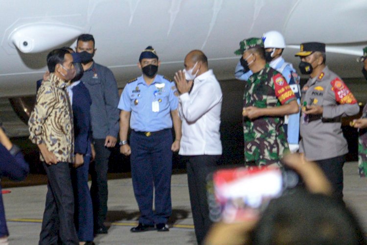 Tiba di Kupang, Presiden RI Ir. H. Joko Widodo Disambut Kapolda NTT Bersama Forkopimda