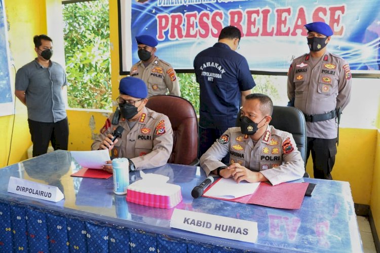 Subditgakum Ditpolairud Polda NTT Berhasil Gagalkan Rencana Penyelundupan 26 Orang WNI ke Australia