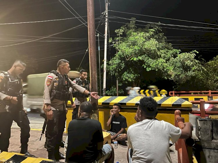 Gelar Patroli Dini Hari, Tim Raimas Polda NTT Bubarkan Sekelompok Pemuda yang Pesta Miras