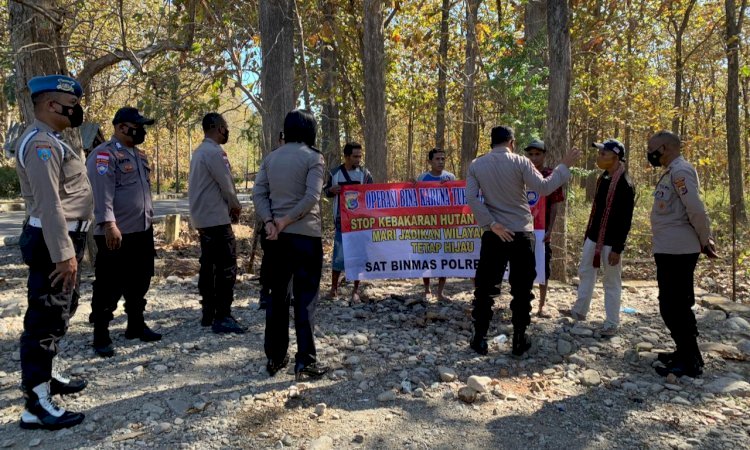 Turun ke Kawasan Hutan Lindung, Satgas Ops Bina Karuna Polres Belu Imbau Warga Jauhi Aksi Bakar Hutan dan Lahan