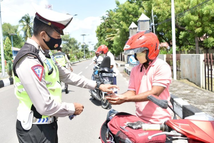 Ops Keselamatan Turangga 2022 Satuan Lalulintas Polres Lembata Ajak Warga Tertib Lalulintas Dan Protkes.