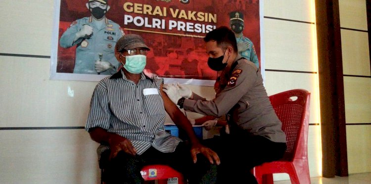 Wujudkan Herd Immunity, Polres Flotim Terus Gelar Vaksinasi