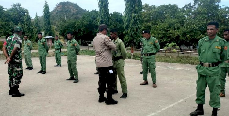 Tingkatkan Kapasitas Linmas, Bhabinkamtibmas Bersama Babinsa dan Aparat Desa Bersinergi