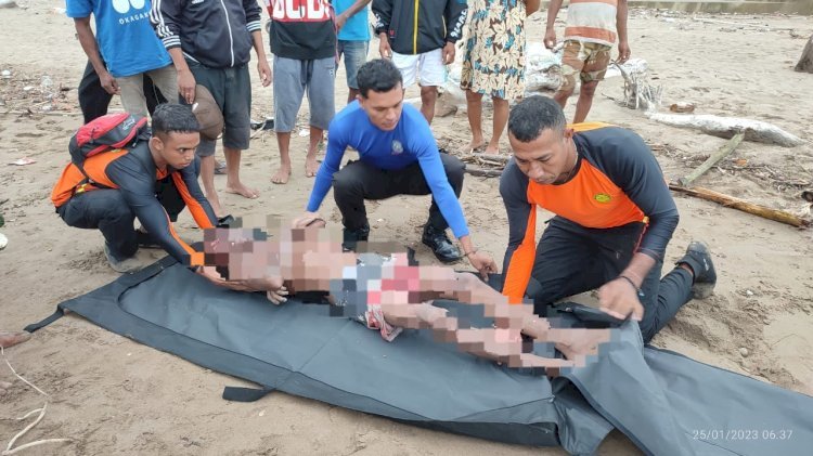 gabungan Tim DSAR dan Polsek Kupang Tengah Berhasil Menemukan Jenasah Fernando yang Tenggelam
