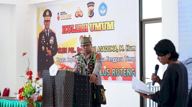 Beri Kuliah Umum di Universitas Katholik Santu Paulus Ruteng, Kapolda NTT Paparkan Materi Cyber Crime