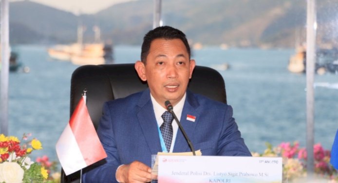 Kesuksesan AMMTC ke-17 di Labuan Bajo: Kerjasama Regional dalam Menangani Kejahatan Lintas Negara