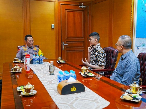 Motivasi Menyentuh Kapolri Saat Bertemu Sultan Korban Kabel Menjuntai