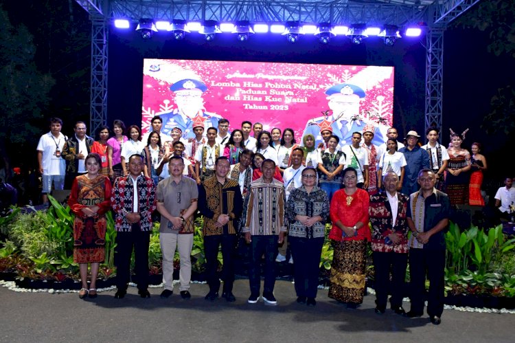 Wakapolda NTT Hadiri Puncak Malam Penganugerahan Lomba Hias Pohon Natal