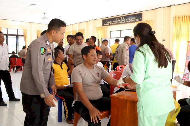 Biddokkes Polda NTT Gelar Pemeriksa Kesehatan di Polres Rote Ndao