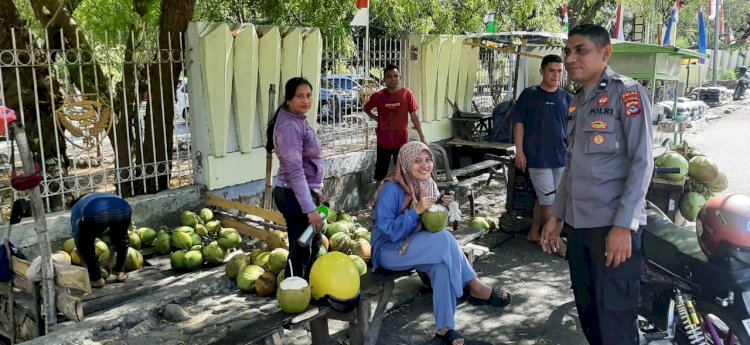 Ditbinmas Polda NTT Melaksanakan Kegiatan Sambang dan Imbauan Kamtibmas di Wilayah Kota Kupang