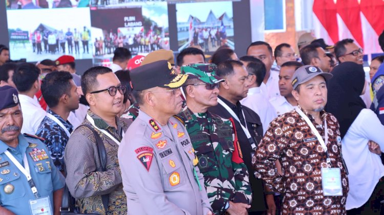 Jajaran Polda NTT Amankan Kunjungan Presiden Jokowi di Kabupaten TTU untuk Resmikan PLBN Napan