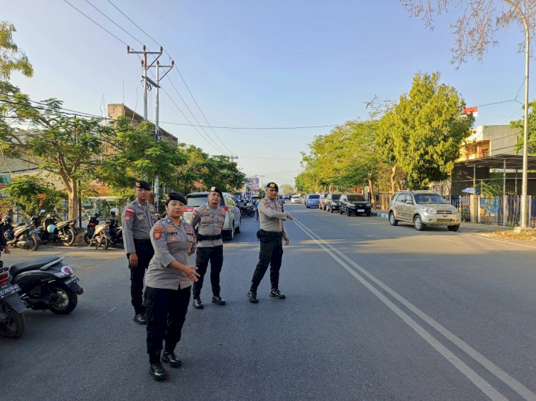 Personel Ops Mantap Praja Turangga Lakukan Pengamanan Kampanye Paslon Gubernur di Jalan Perintis Kemerdekaan