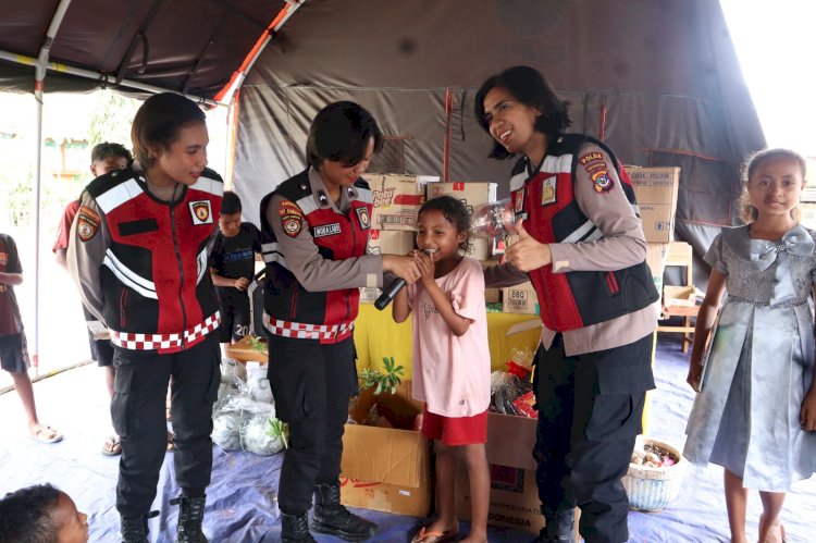 Suasana Ceria Warnai Posko Titehena Berkat Trauma Healing Polwan Polda NTT