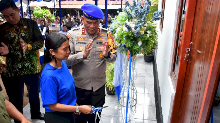 Peresmian Bedah Rumah Warnai Perayaan HUT ke-74 Ditpolairud Polda NTT