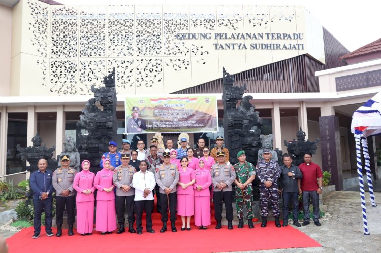 Kapolda NTT Resmikan Gedung Pelayanan Terpadu Polres Rote Ndao