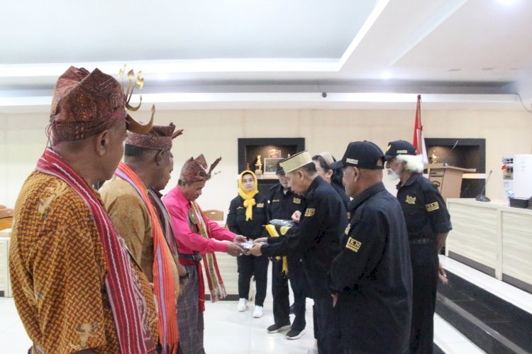 Polda NTT Dukung Penulisan Buku Ensiklopedia Keraton Nusantara, Hadirkan Para Raja dari Berbagai Wilayah