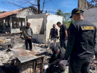 Tim Labfor Polda Bali Lakukan Olah TKP Kebakaran Pasar Oinlasi, Polisi Kumpulkan Tiga Barang Bukti Utama
