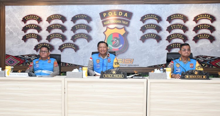 Tekankan Kejujuran dan Disiplin, Wakapolda NTT Ikuti Penandatanganan Pakta Integritas Seleksi SPPK, Sespimma, dan SIP 2026