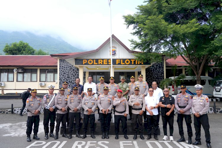 Wakapolri Menyapa Personel  Polres Flores Timur, Tekankan Standar Layanan 110 & Pamapta Merata Nasional