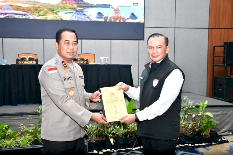 Kapolda NTT Tutup Audit Tematik Itwasum Polri 2025, Tegaskan Komitmen Perbaikan Kinerja Lidik dan Sidik