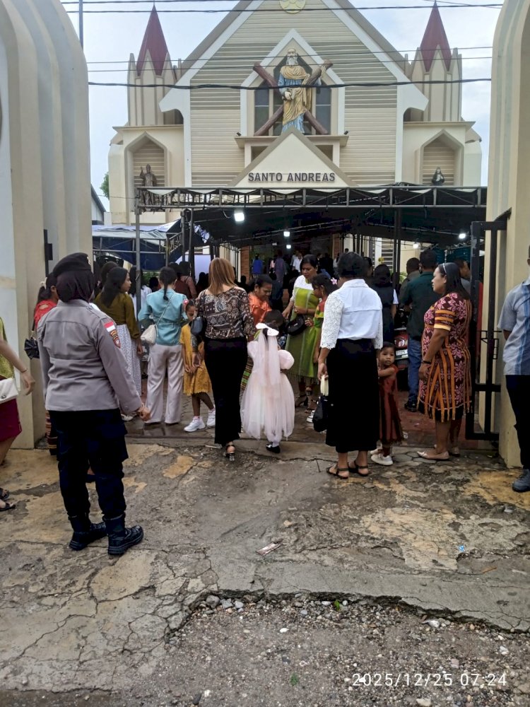Polda NTT Pastikan Ibadah Natal Aman dan Khidmat, Gereja St Andreas Lasiana Dijaga Ketat dalam Ops Lilin Turangga 2025