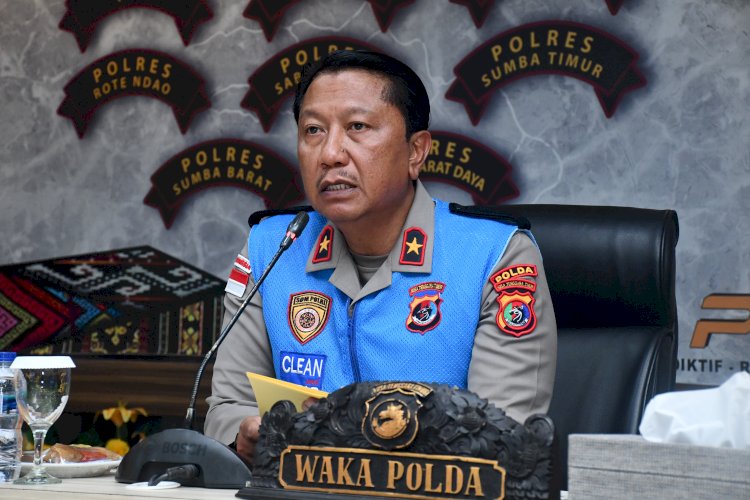 Penerimaan Polri Sumber Sarjana Dibuka, Wakapolda NTT Tekankan Integritas dan Kepercayaan Diri Peserta