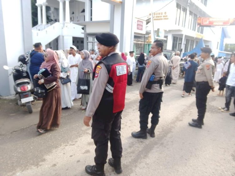 Ops Ketupat Turangga 2026: Personel Polda NTT dan Polresta Kupang Kota Amankan Salat Idul Fitri Umat Muslim Muhammadiyah di Kampus UMK