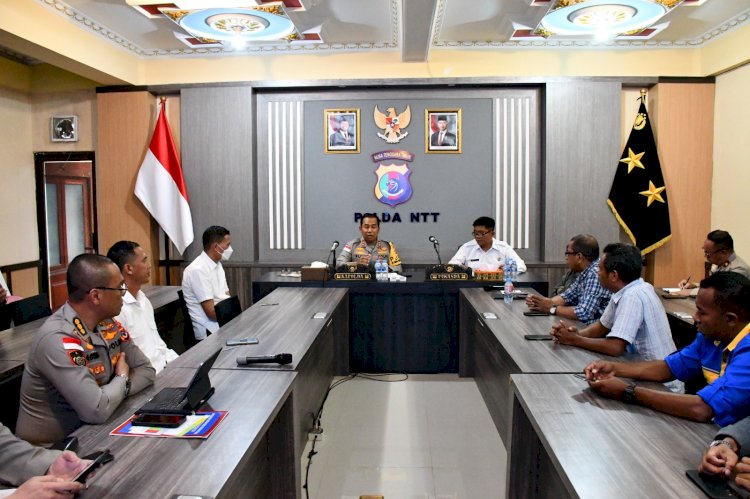 Kapolda NTT Perkuat Sinergi dengan AJI Kupang, Bahas Rekrutmen hingga Perlindungan Jurnalis