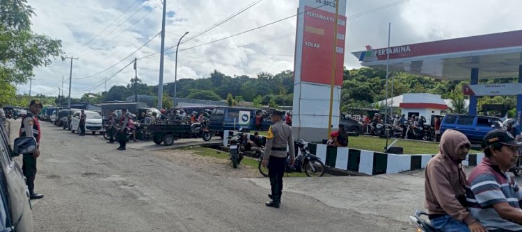 Respons Cepat 110 Jadi Andalan Warga, Antrean Panjang di SPBU Longgo Rote Ndao Berhasil Diurai dalam 10 Menit
