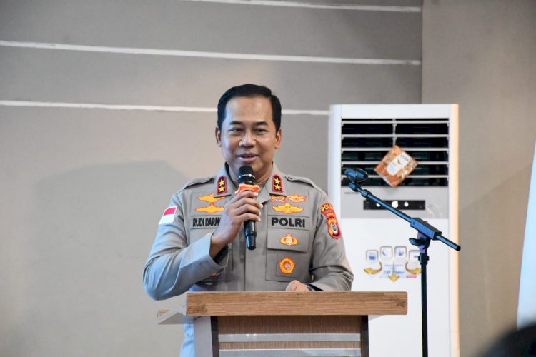 Kapolda NTT Hadirkan Energi Positif: Terapi USEFT dan Penghargaan Warnai Pembinaan Personel Polairud