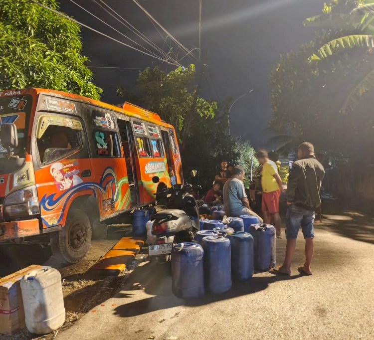 Satbrimob Polda NTT Bongkar Dugaan Penimbunan BBM Subsidi di Kupang, Ratusan Liter Diamankan