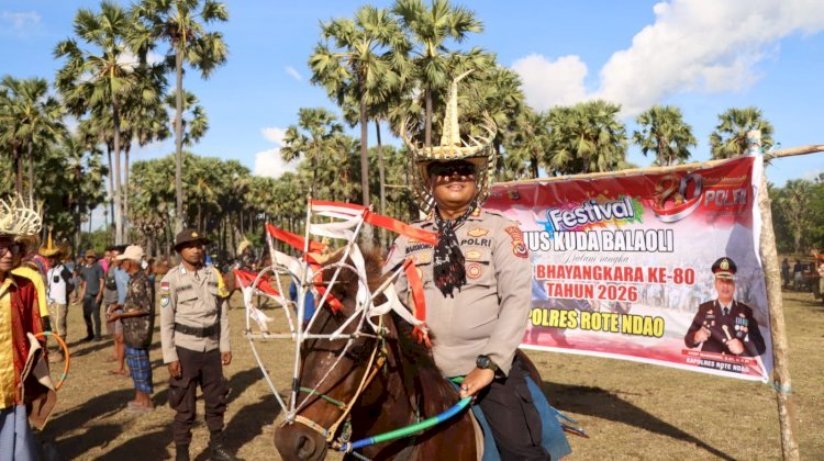 Festival Hus Kuda Balaoli Semarakkan Hari Bhayangkara ke-80, Polres Rote Ndao Angkat Kearifan Lokal ke Panggung Budaya