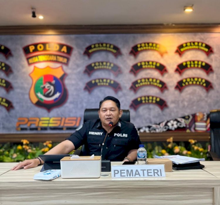 Kabidhumas Polda NTT Bekali Kasat Binmas Strategi Bhabinkamtibmas Memelihara Kamtibmas di Era Digital