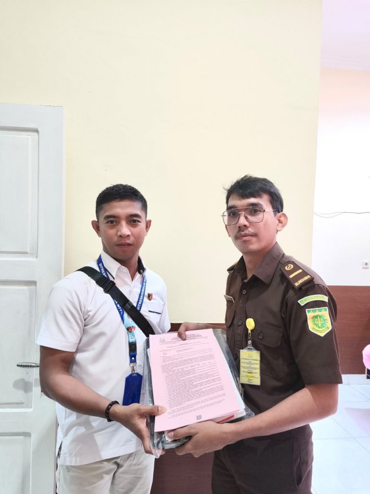 Dirreskrimsus Polda NTT Ungkap Dugaan Penipuan Paket Wisata Labuan Bajo, Tersangka Diserahkan ke Jaksa