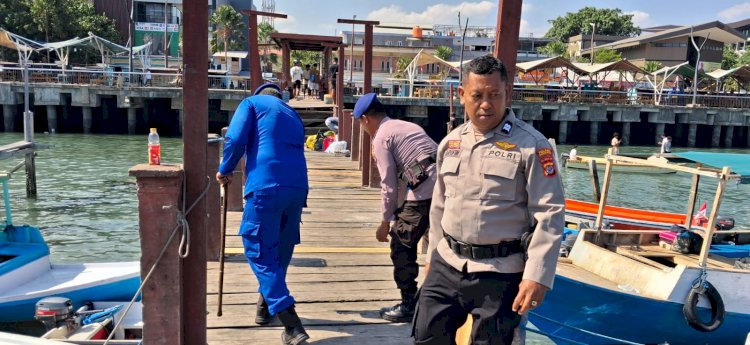 Respon Cepat Keluhan di Medsos, Sat Polairud Polres Mabar Perbaiki Dermaga Kampung Ujung yang Lapuk