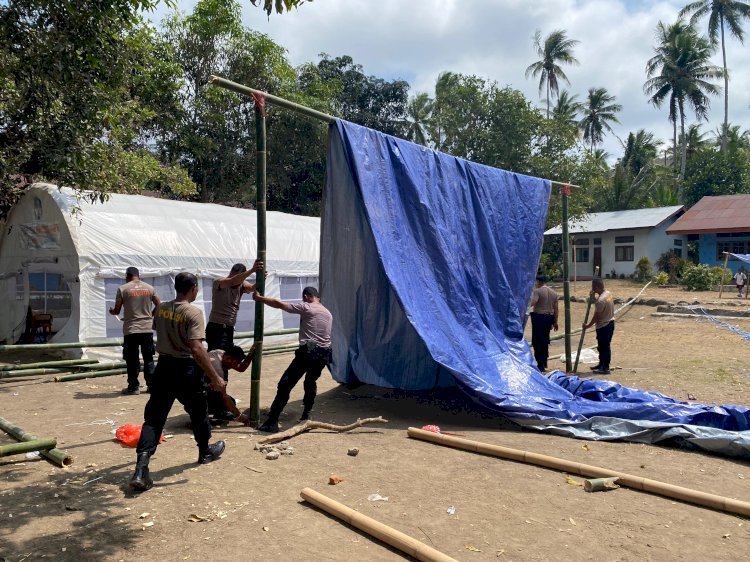 Polres Ende Dirikan Tenda Darurat, Pastikan Anak-anak SDK Pu'ubheto Tetap Bisa Belajar