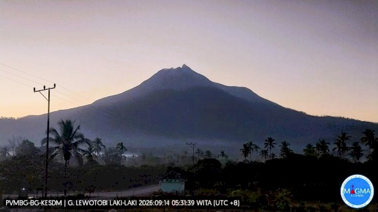 Gunung Lewotobi Laki-laki Relatif Tenang, Polres Flotim Ajak Warga Tenang dan Patuh Zona Bahaya