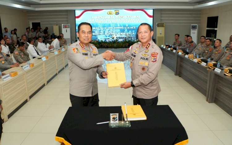 Laporan Kesatuan dan Penandatanganan Memori Sertijab, Kapolda NTT Baru Terima Gambaran Utuh Pelaksanaan Tugas Kepolisian