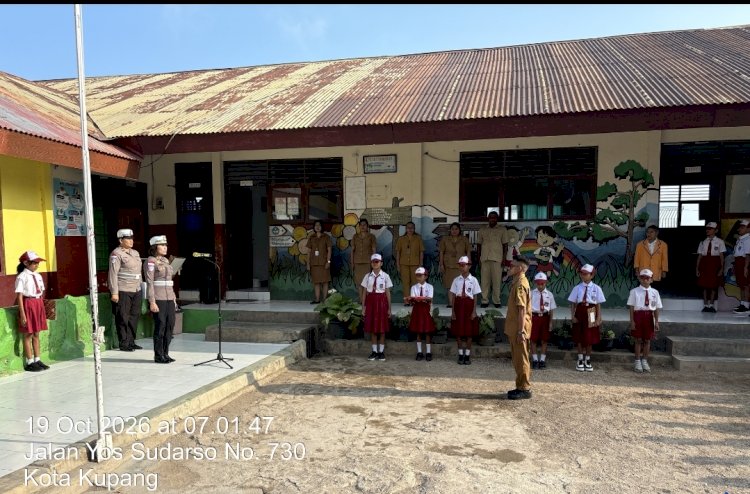 Police Goes to School, Ditlantas Polda NTT Edukasi Siswa SD GMIT Namosain tentang Keselamatan Berlalu Lintas