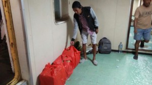 Sejumlah Minuman Keras Lokal diamankan Satuan Narkoba Polres Kupang Kota di Pelabuhan Tenau
