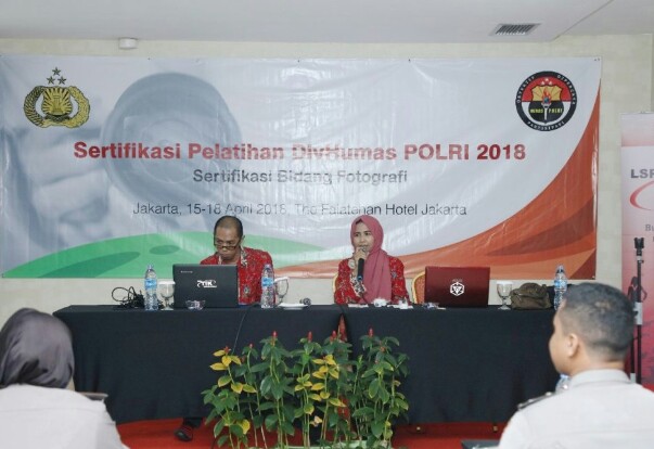 Divisi Humas Polri Gelar Sertifikasi Fotografi