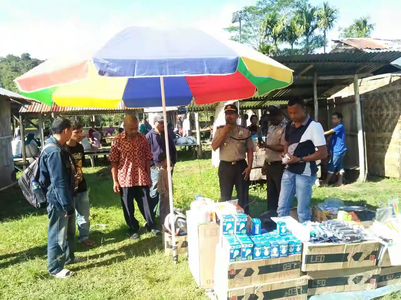 HIMBAUAN KAMTIBMAS KAPOLSEK CIBAL DI PASAR LOKAL BEALEBA