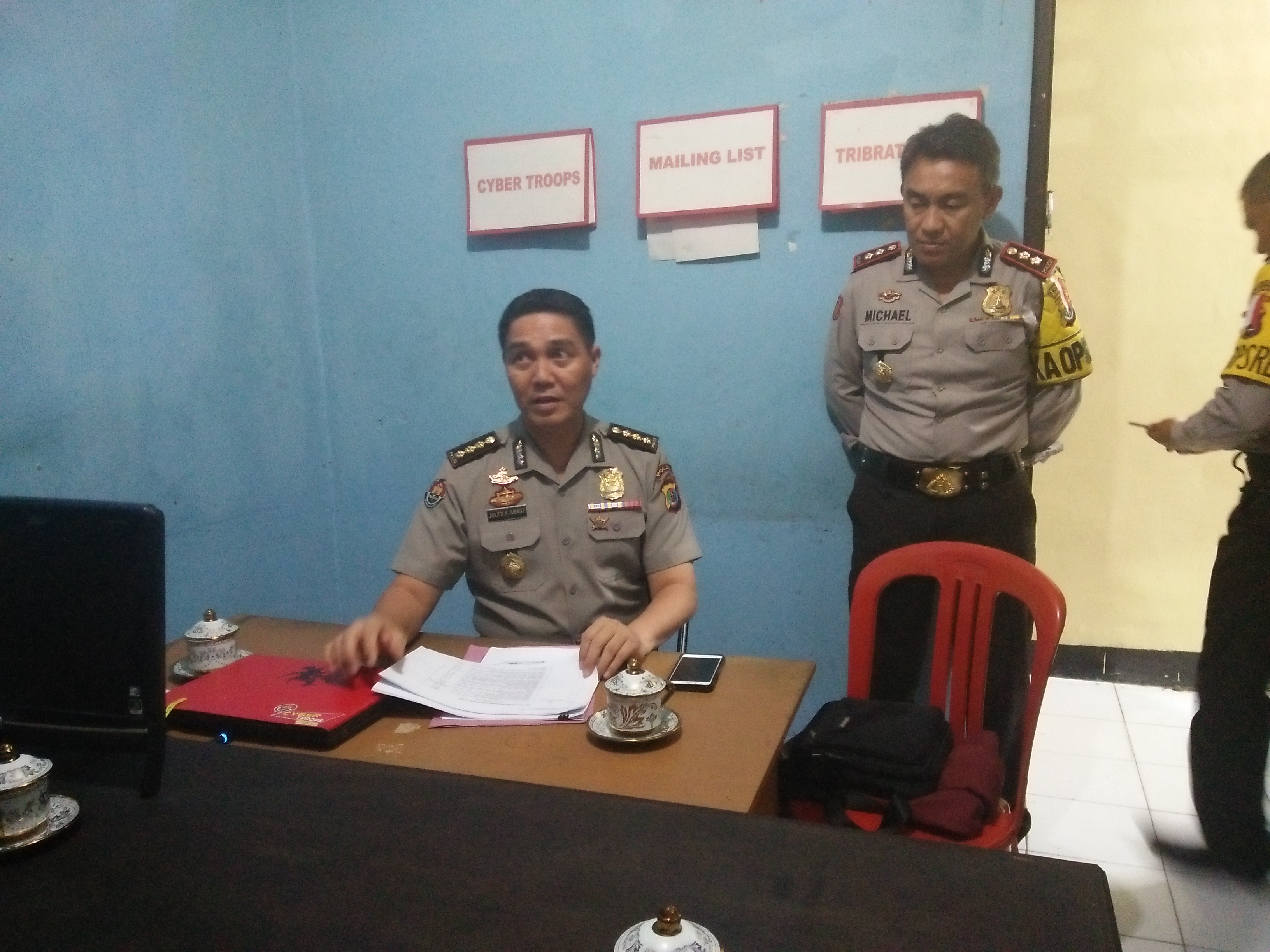 Supervisi di Polres Sumba Barat, Kabid Humas Polda NTT Minta Jalin Hubungan dengan Wartawan