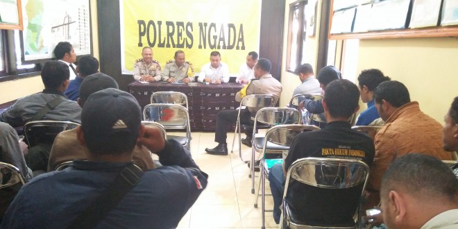 TANGKAL HOAX, POLRES NGADA GANDENG WARTAWAN DAN ADMIN