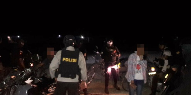 Satsabhara Polres Sumba Timur Antisipasi Gangguan Kamtibmas Melalui Patroli Malam Hari